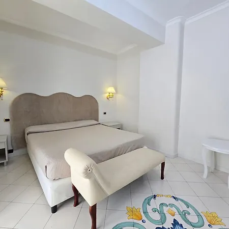 Villa Le Zagare Relais&SPA-2